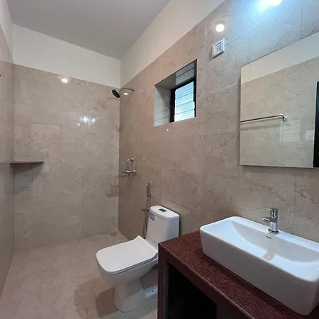 Morjim Sunset Guesthouse- Apartments With Kitchen & Ac Rooms Exterior photo