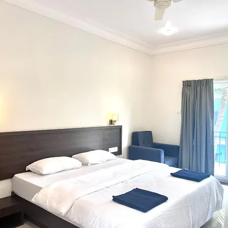 Morjim Sunset Guesthouse- Apartments With Kitchen & Ac Rooms Exterior photo