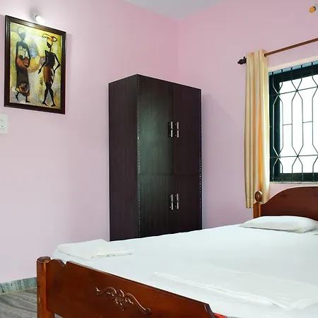 Morjim Sunset Guesthouse- Apartments With Kitchen & Ac Rooms Exterior photo