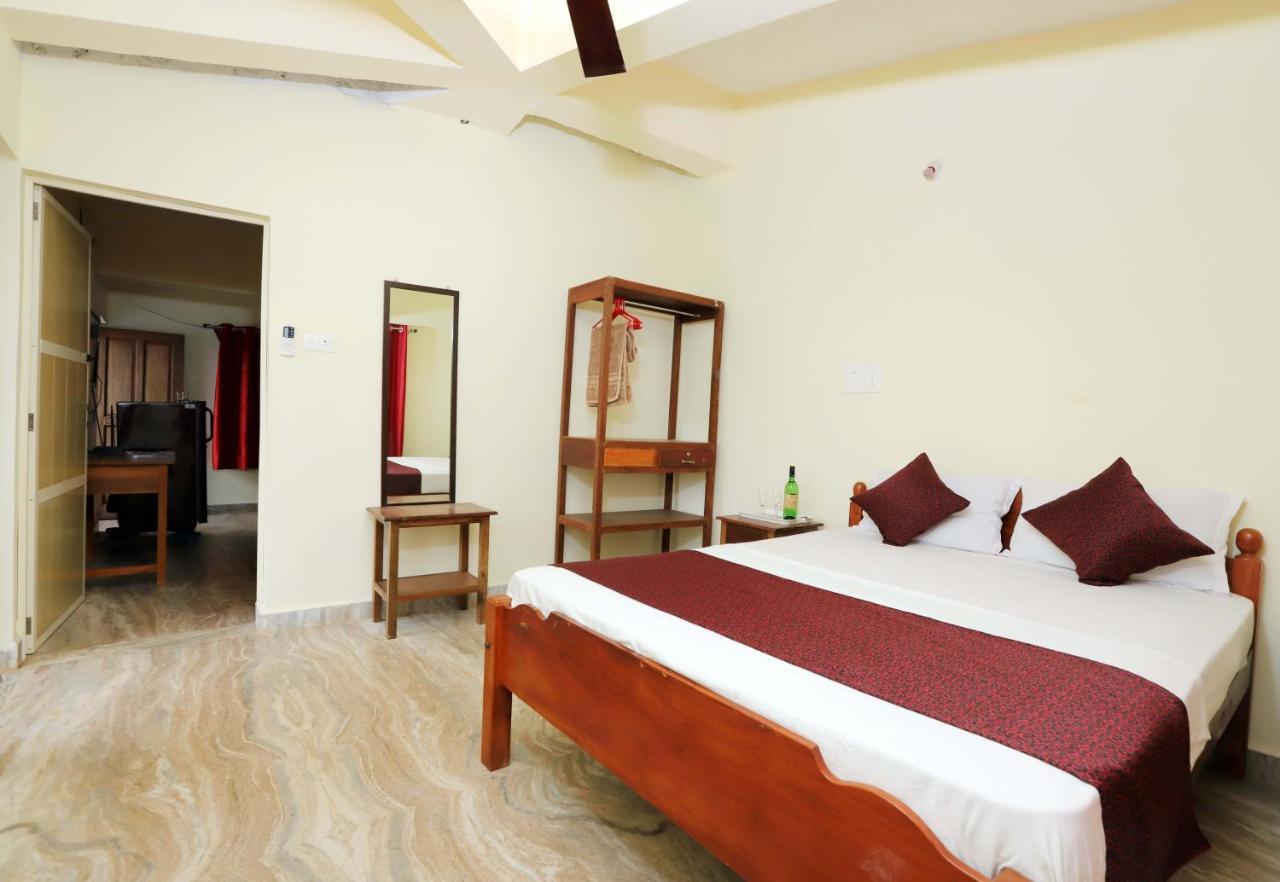 Sunset Guesthouse- With Kitchen & Ac Apartment