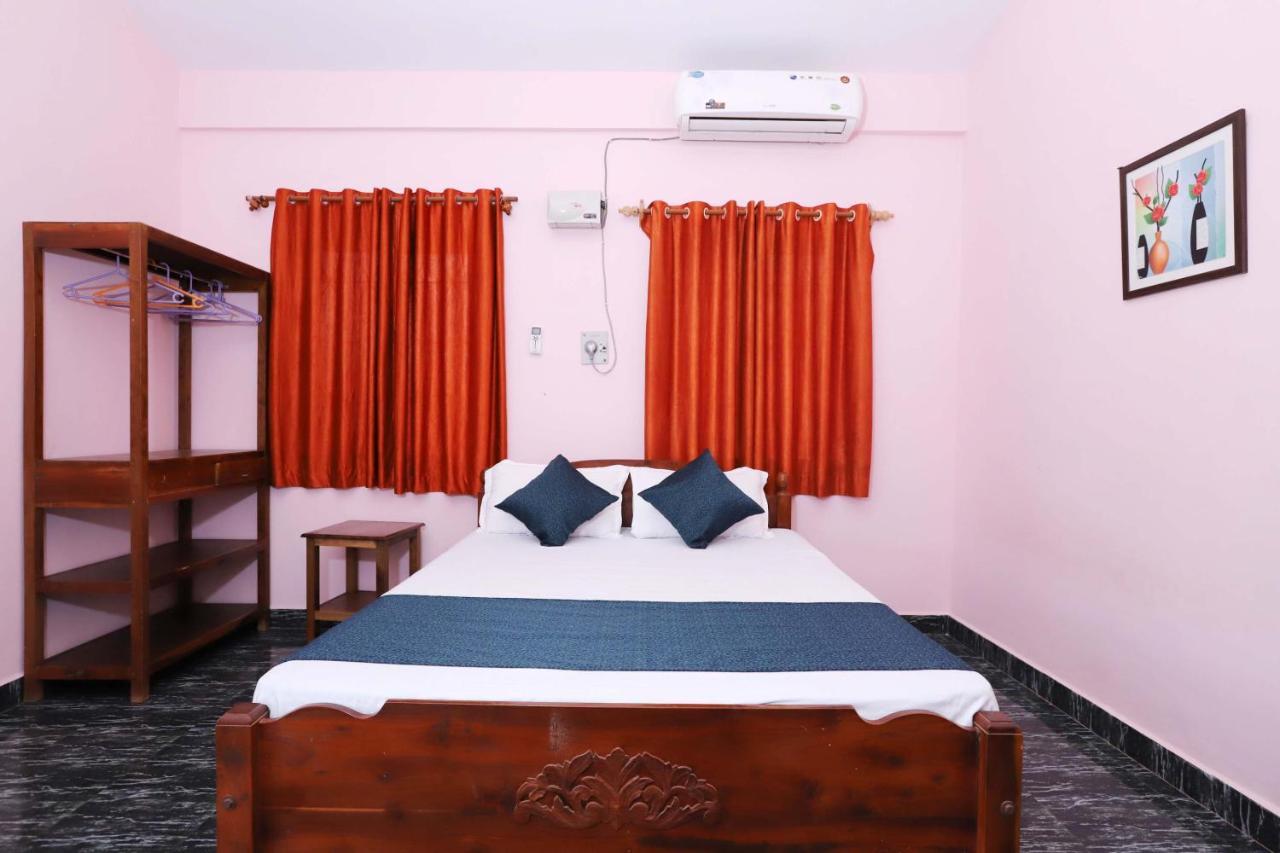 Sunset Guesthouse- With Kitchen & Ac Apartment Morjim