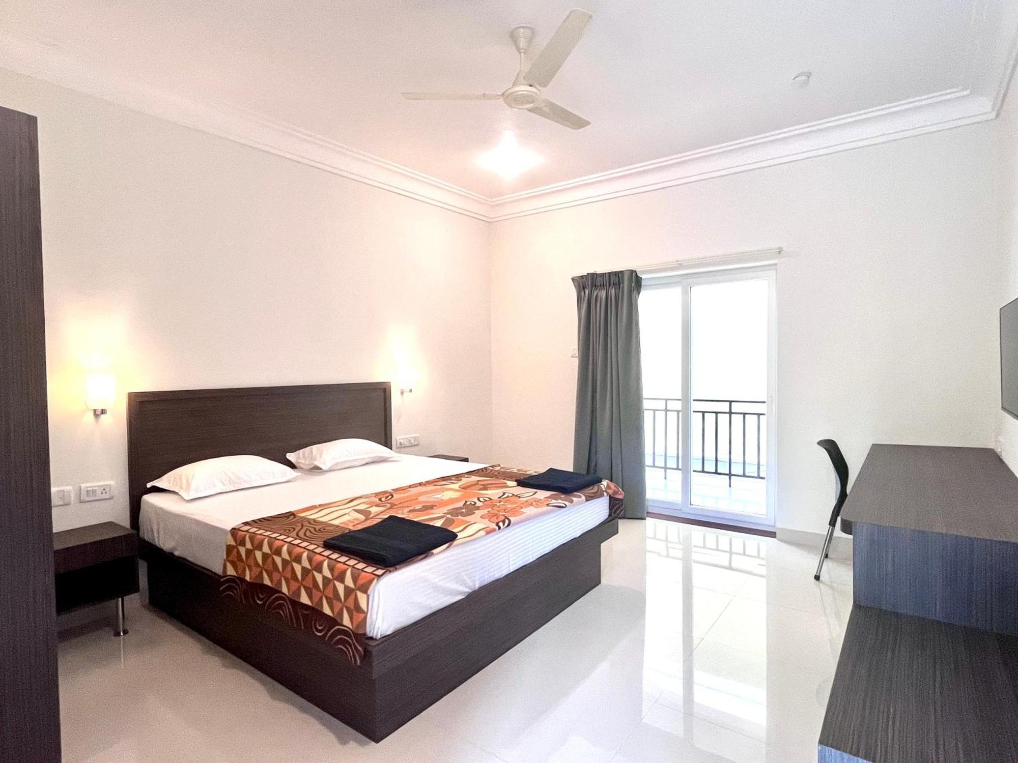 Sunset Guesthouse- With Kitchen & Ac Apartment Morjim