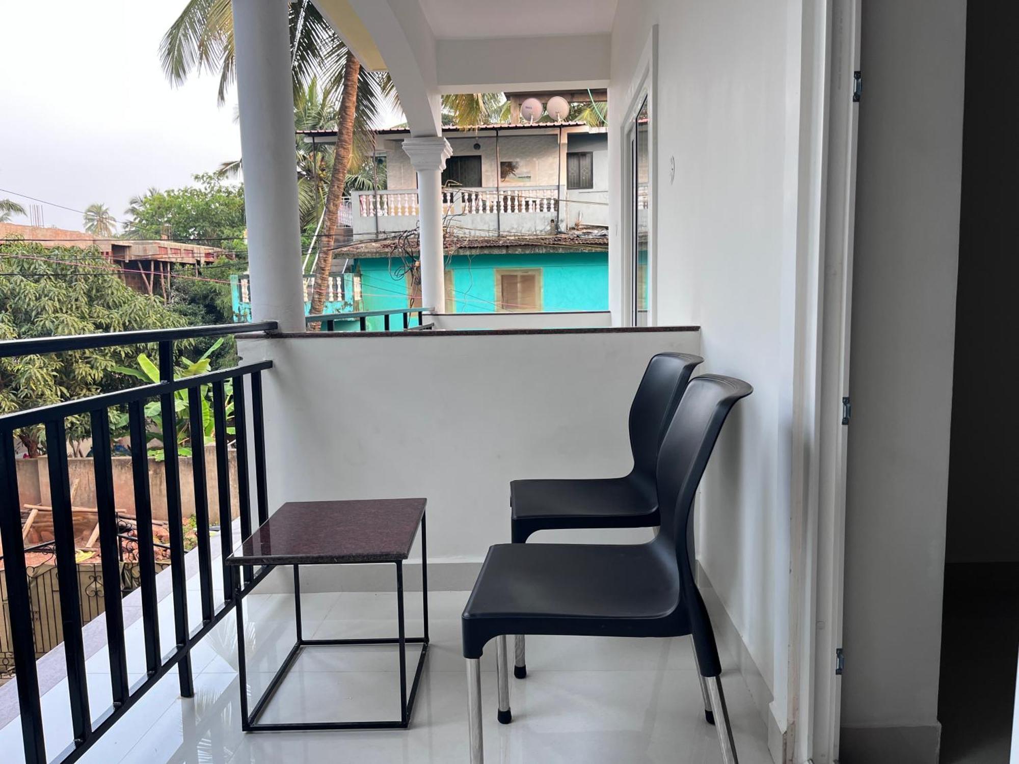 Sunset Guesthouse- With Kitchen & Ac Apartment *