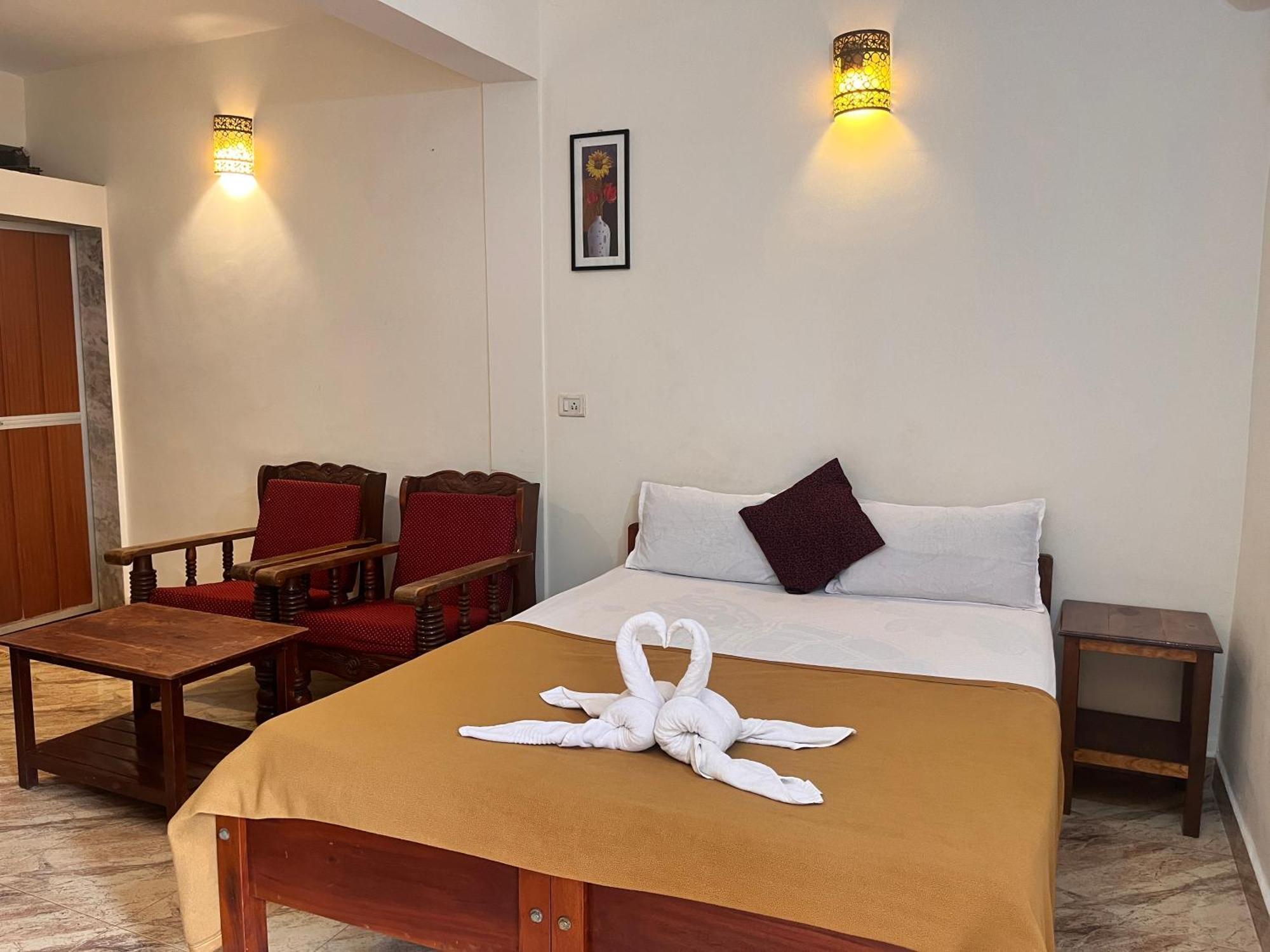Sunset Guesthouse- With Kitchen & Ac Apartment *